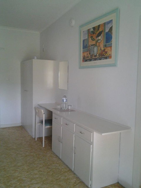 Hilltop Escape - Accommodation Kalgoorlie 6