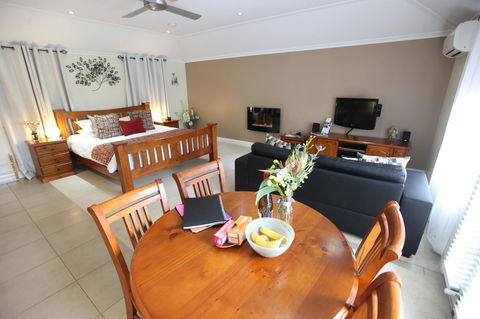 One Tree Bed And Breakfast - Accommodation Kalgoorlie 16