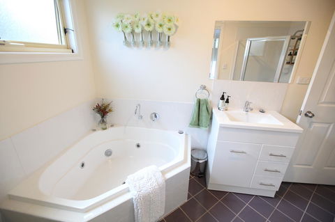 One Tree Bed And Breakfast - Accommodation Kalgoorlie 10