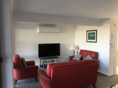 Arena Blanca Holiday Home - Accommodation Kalgoorlie 7