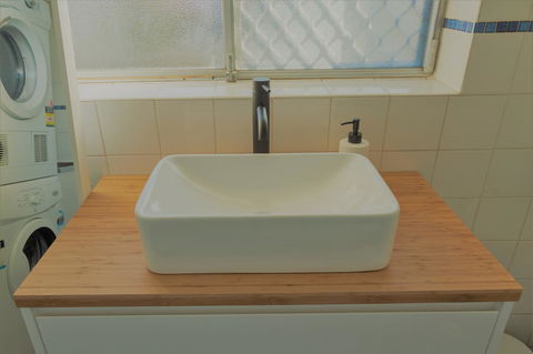Henley Beach South, Amazing Views, Huge Private Balcony! - Accommodation Kalgoorlie 17
