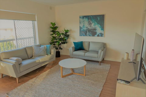 Henley Beach South, Amazing Views, Huge Private Balcony! - Accommodation Kalgoorlie 18