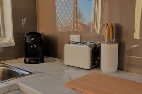 Henley Beach South, Amazing Views, Huge Private Balcony! - Accommodation Kalgoorlie 9
