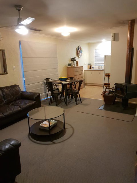 Donnybrook Cottages - Hutt River - Accommodation Kalgoorlie 5