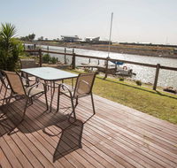 Waterfront on Jefferson at Wellington Marina SA - Accommodation Kalgoorlie