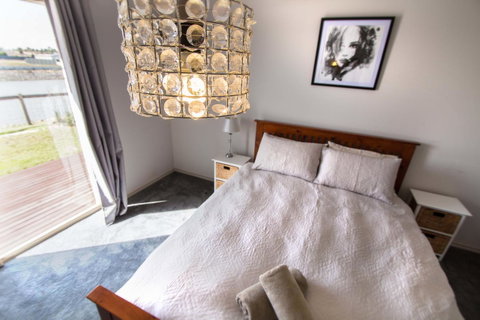 Waterfront On Jefferson, At Wellington Marina, SA - Accommodation Kalgoorlie 10