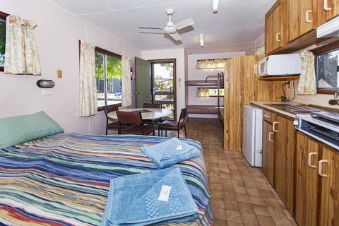 Echo Holiday Parks - Naracoorte - Accommodation Kalgoorlie 2