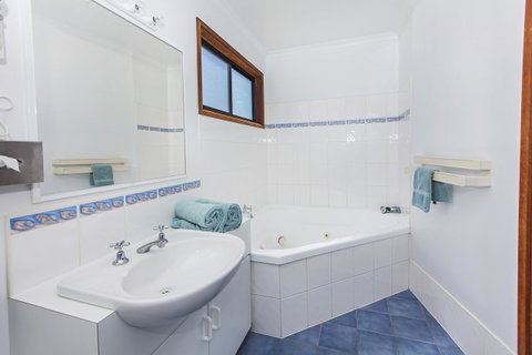 Echo Holiday Parks - Naracoorte - Accommodation Kalgoorlie 30