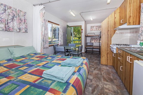 Echo Holiday Parks - Naracoorte - Accommodation Kalgoorlie 0