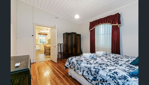 Treasured Memories Cottage - Accommodation Kalgoorlie 11