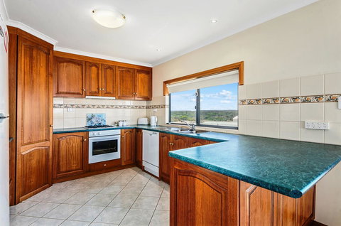 Rocks Retreat House With Sea Views - Accommodation Kalgoorlie 10