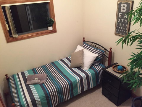 Rocks Retreat House With Sea Views - Accommodation Kalgoorlie 9