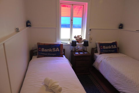 Wozza's B&B - Accommodation Kalgoorlie 9