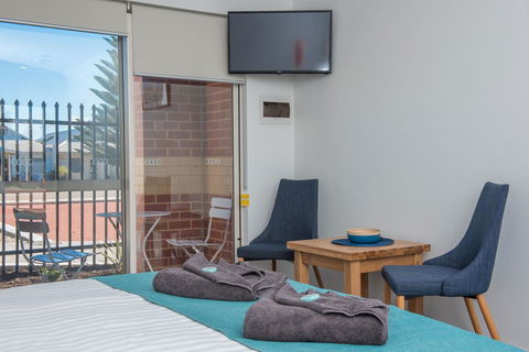 Jurien Bay Motel Apartments - Accommodation Kalgoorlie 8