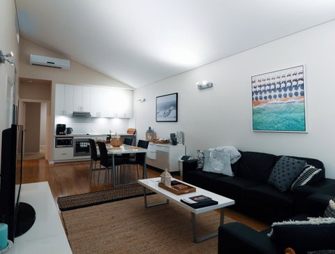 Villa Sedici @ Cape Villas Dunsborough - Accommodation Kalgoorlie 0