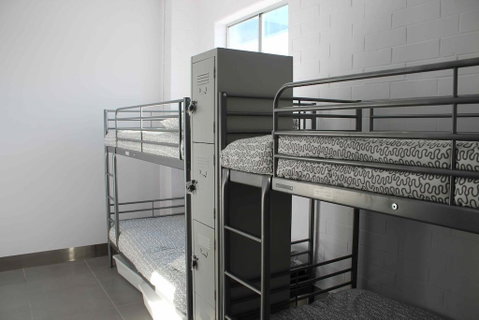 Perth City Backpackers Hostel - Note - Valid Passport Required To Check In - Accommodation Kalgoorlie 4