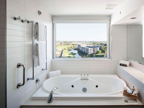 Crown Promenade Perth - Accommodation Kalgoorlie 3