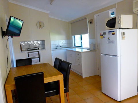 Lazy Lobster Holiday Units & Chalets - Accommodation Kalgoorlie 24