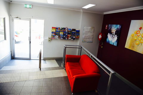 The Emperors Crown Hostel - Accommodation Kalgoorlie 19