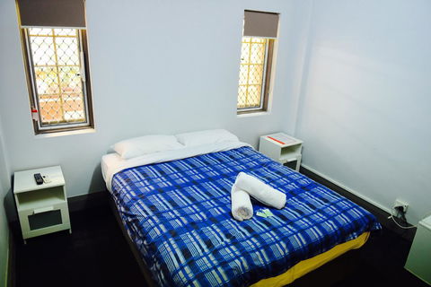 The Emperors Crown Hostel - Accommodation Kalgoorlie 13