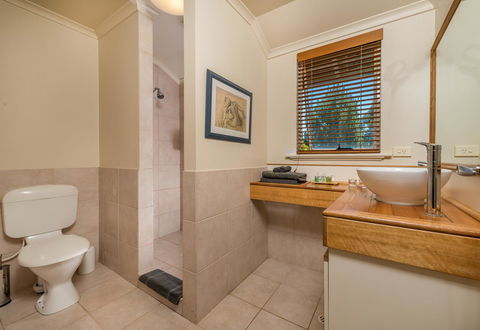 Chimes Spa Retreat - Accommodation Kalgoorlie 18