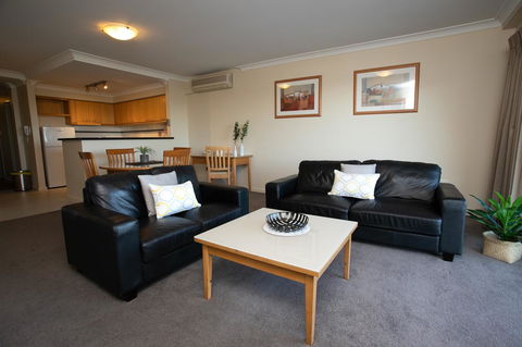 Perth Short Stays - Accommodation Kalgoorlie 6