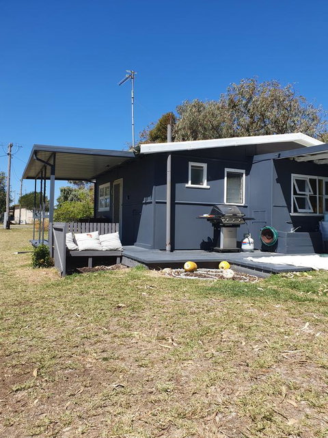 Just Chillin - Accommodation Kalgoorlie 3