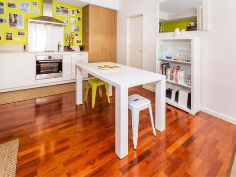 Home Apartment - Perth City Centre - Free WiFi - Accommodation Kalgoorlie 10