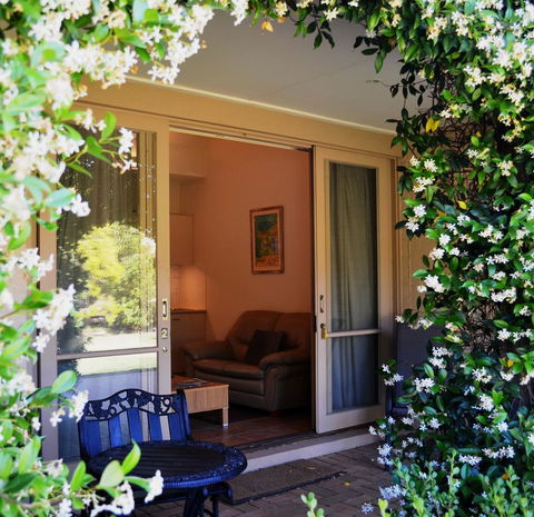 Grapevines Boutique Accommodation - Accommodation Kalgoorlie 7