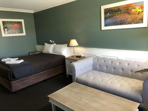 Dog Rock Motel - Accommodation Kalgoorlie 1
