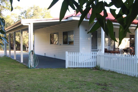 Sapphire Chalets, Augusta - Accommodation Kalgoorlie 6