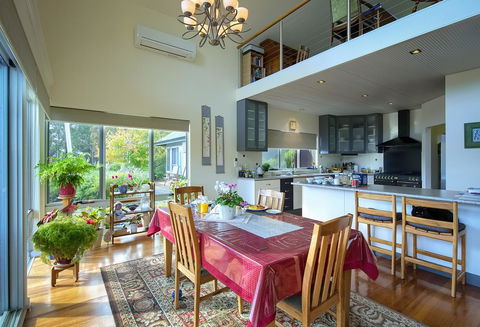 Glenelg On King Bed & Breakfast - Accommodation Kalgoorlie 8