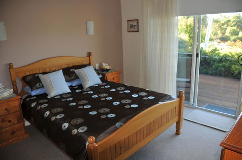 Glenelg On King Bed & Breakfast - Accommodation Kalgoorlie 24