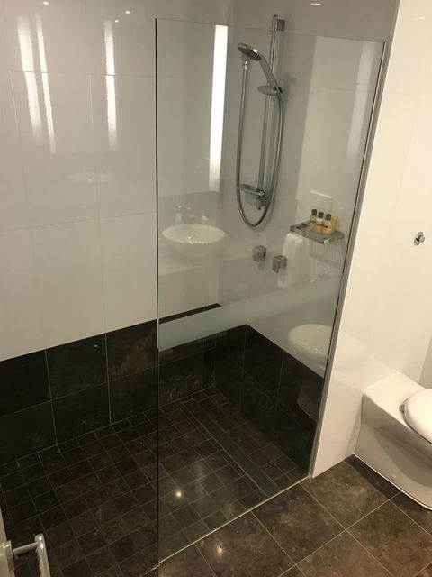 Residence On Langley Park - Accommodation Kalgoorlie 5