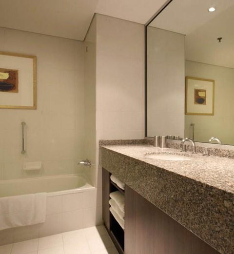 Residence On Langley Park - Accommodation Kalgoorlie 4