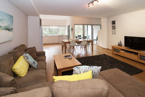 Pegasus - Accommodation Kalgoorlie 8