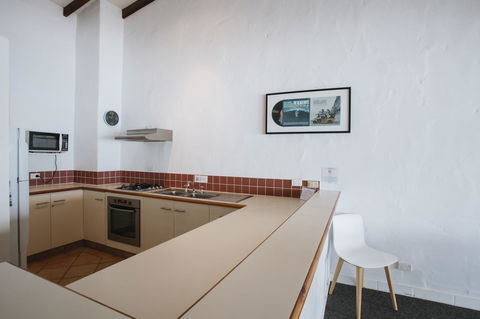 Canal Rocks Beachfront Apartments - Accommodation Kalgoorlie 25