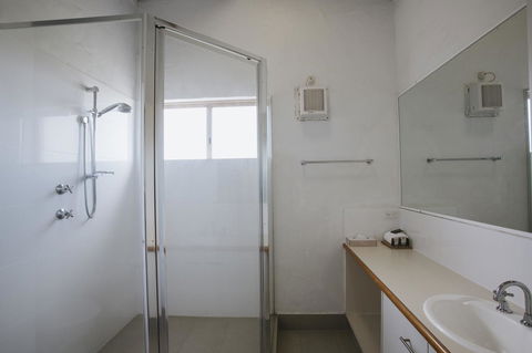 Canal Rocks Beachfront Apartments - Accommodation Kalgoorlie 20