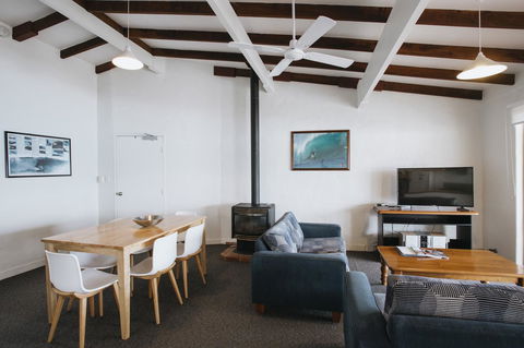 Canal Rocks Beachfront Apartments - Accommodation Kalgoorlie 2