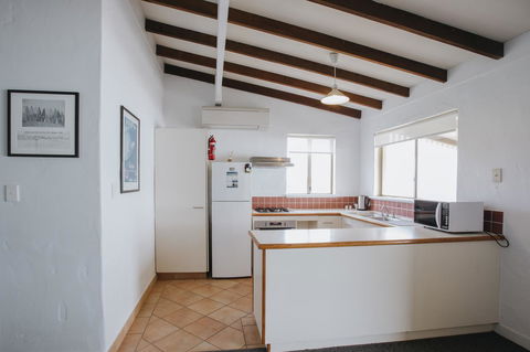 Canal Rocks Beachfront Apartments - Accommodation Kalgoorlie 21