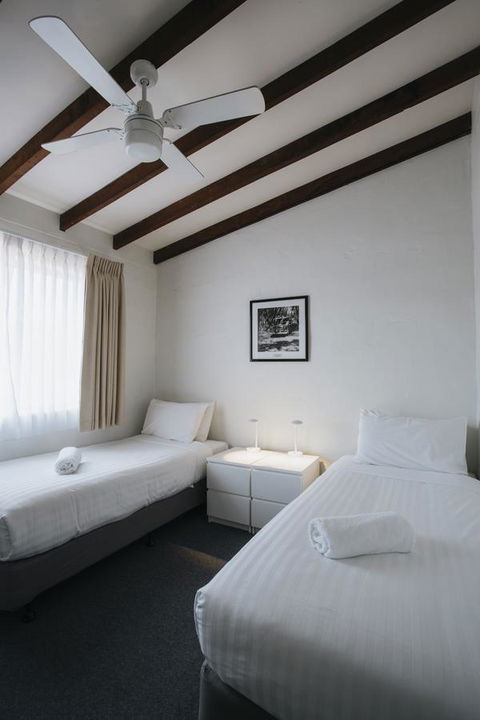 Canal Rocks Beachfront Apartments - Accommodation Kalgoorlie 12