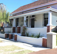 Captain's Heritage Cottage - Accommodation Kalgoorlie