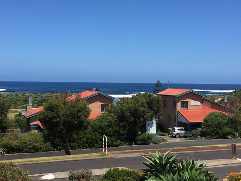 Beachside Prevelly Villas - Accommodation Kalgoorlie 0