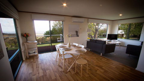 Karri Mia Chalets And Studios - Accommodation Kalgoorlie 8