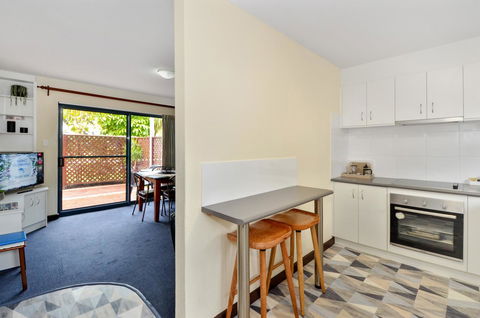 Dolphin Lodge Albany - Self Contained Apartments At Middleton Beach - Accommodation Kalgoorlie 8