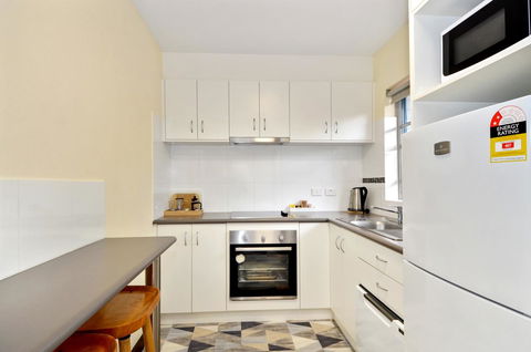 Dolphin Lodge Albany - Self Contained Apartments At Middleton Beach - Accommodation Kalgoorlie 9