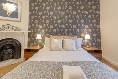 Heritage Townhouse Near Harbour Bridge - Accommodation Kalgoorlie 22