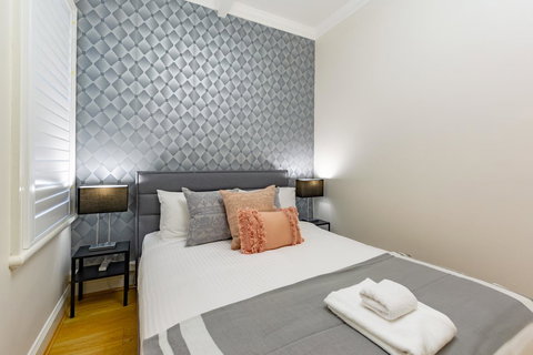 Heritage Townhouse Near Harbour Bridge - Accommodation Kalgoorlie 27