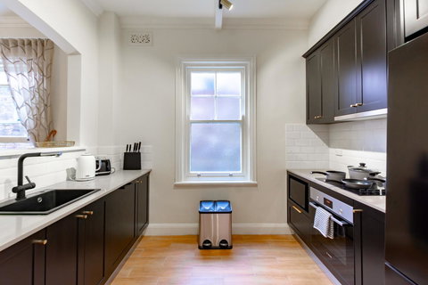 Heritage Townhouse Near Harbour Bridge - Accommodation Kalgoorlie 34