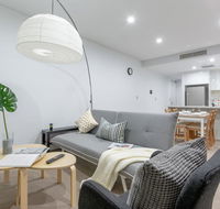 Inner City Stylish apt Walk to Green Square - Accommodation Kalgoorlie
